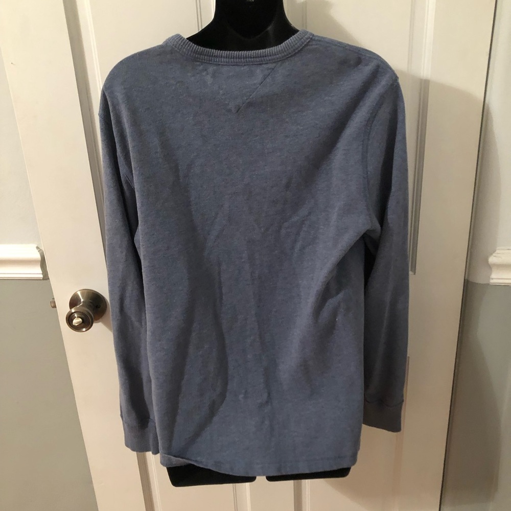 Tommy Hilfiger women’s blue crew neck size medium. - Picture 3 of 5